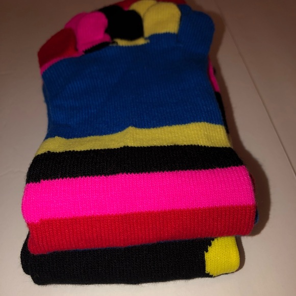 Bundle of toe socks size 8-10 - Picture 6 of 8